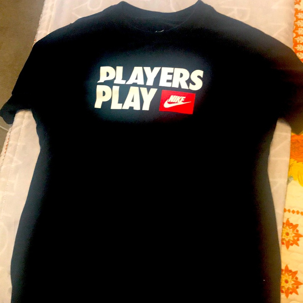 Boys Nike t-shirt